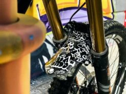 All-mountain-style AMS Garde Boue Avant Montana Mud Guard -Vtt Soldes Boutique ams garde boue avant montana mud guard 2