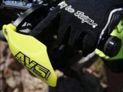 AVS Racing Protège Mains VTT MTB Hand Guard Basic 7 AVS Racing Protège Mains VTT MTB Hand Guard Basic -Vtt Soldes Boutique avs racing protege mains vtt mtb hand guard basic 2