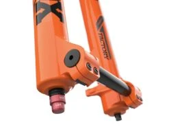 FOX Factory Fourche 40 Float 29" 203 Grip 2 Hi/Low Comp/Reb Orange Brillant 20TAx110 Déport 52mm 2023 -Vtt Soldes Boutique fox factory fourche 40 float 29 203 grip 2 hilow compreb orange brillant 20tax110 deport 52mm 2023 5