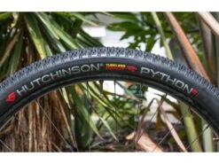 HUTCHINSON Python 2 Pneu Souple Hardskin Tubeless Ready - 26 X 2,25 Pouces -Vtt Soldes Boutique hutchinson python 2 pneu souple hardskin tubeless ready 26 x 225 pouces 2