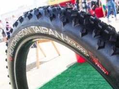 HUTCHINSON Taipan Koloss Pneu Souple Tubeless Ready - 29 X 2,6 Pouces 5 HUTCHINSON Taipan Koloss Pneu Souple Tubeless Ready - 29 X 2,6 Pouces -Vtt Soldes Boutique hutchinson taipan koloss pneu souple tubeless ready 29 x 26 pouces 2