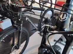 MONDRAKER Chrono VTT Black Silver 2022 -Vtt Soldes Boutique mondraker chrono vtt cross country 2022 black silver 3