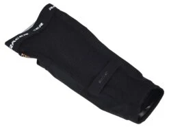 RACER Genouillères VTT Mountain Knee 2 D30 -Vtt Soldes Boutique racer genouilleres vtt mountain knee 2 d30 2